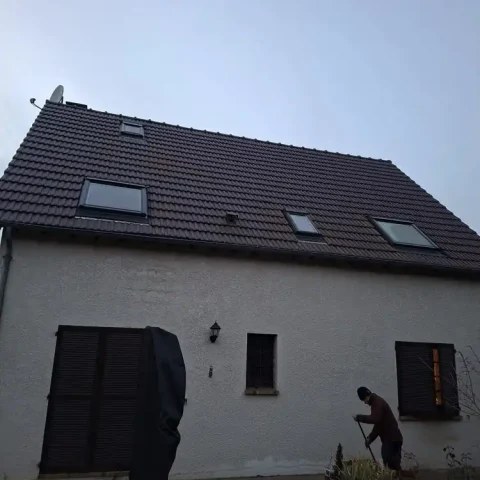Rénovation de toiture pv13 avec pose d’un écran de sous-toiture et remplacement de velux sk06 à Maule 78580