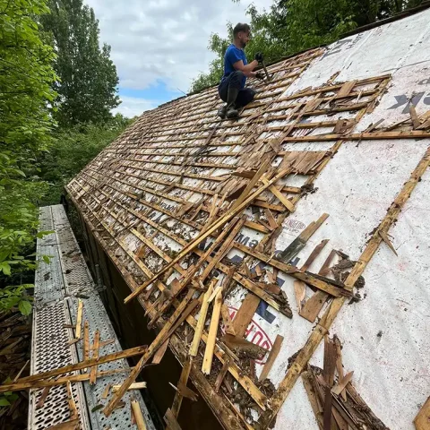 renovation toiture bazemont